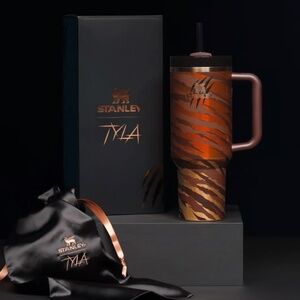 Stanley X Tyla Tyger Limited Edition Cup - Quencher H2.0 Flowstate Tumbler 40 oz